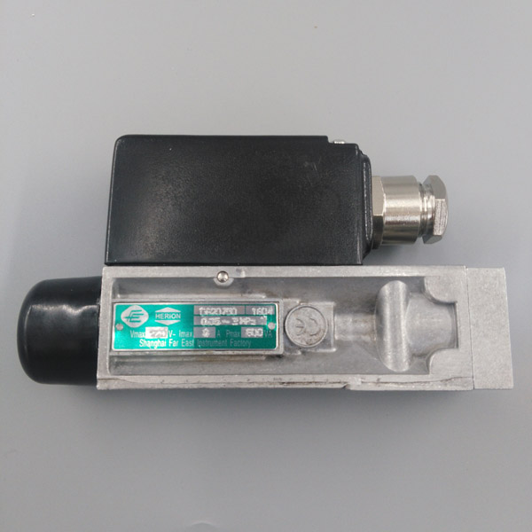 D500/8D壓力控制(zhì)器(qì)