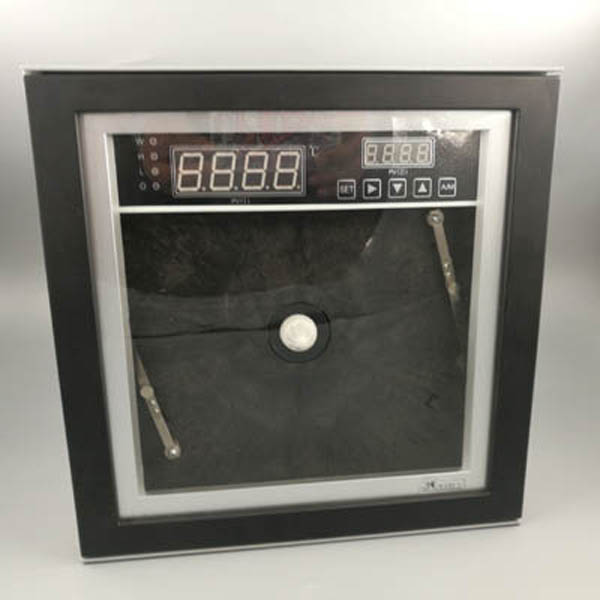 XJGA系列中型智能(néng)圓圖數(shù)顯記錄調節儀